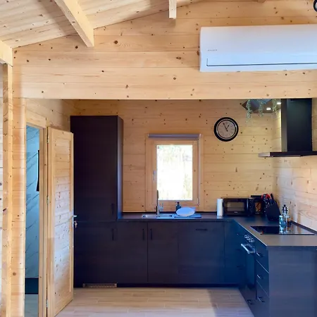Casa De Madera La Parcela * マラガ