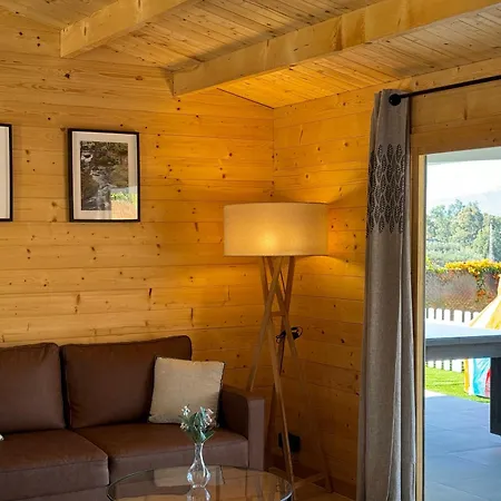 別荘 Casa De Madera La Parcela