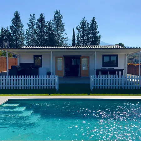 別荘 Casa De Madera La Parcela