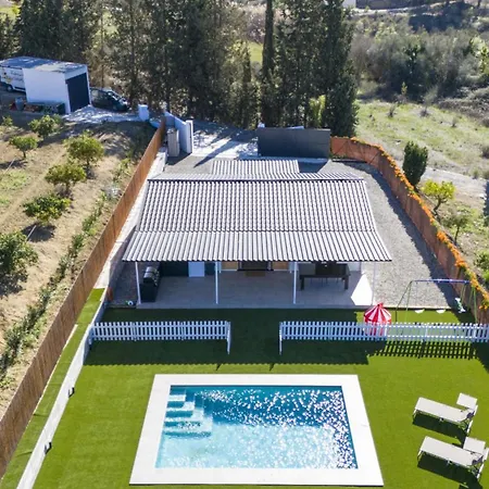 Casa De Madera La Parcela Nyaraló *