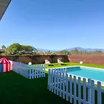 Casa De Madera La Parcela * Málaga
