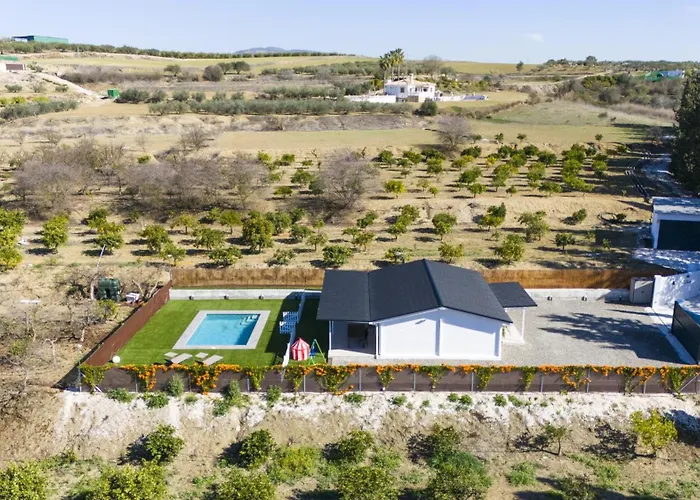 Casa De Madera La Parcela מאלגה